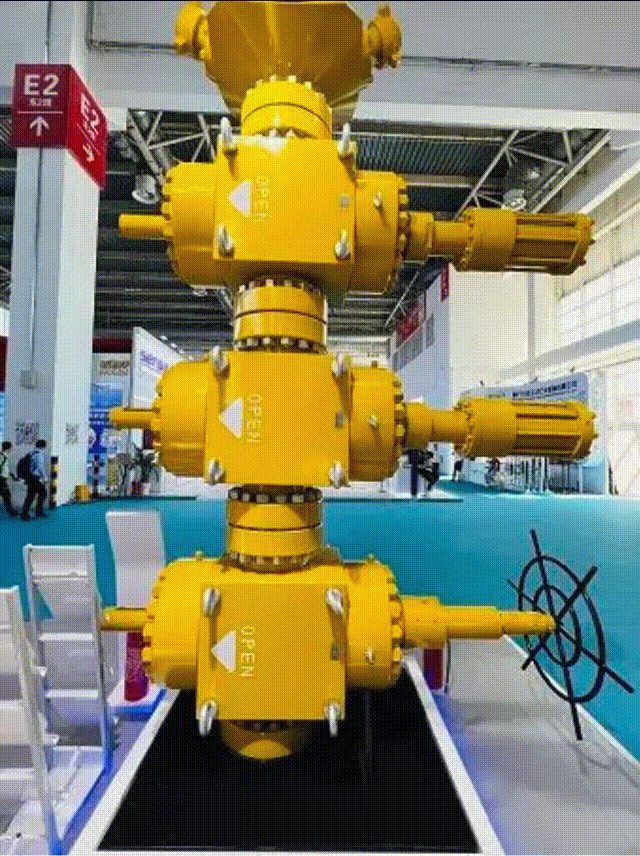 展覽現場 00_00_00-00_00_30.gif 展覽現場 00_00_00-00_00_30.gif