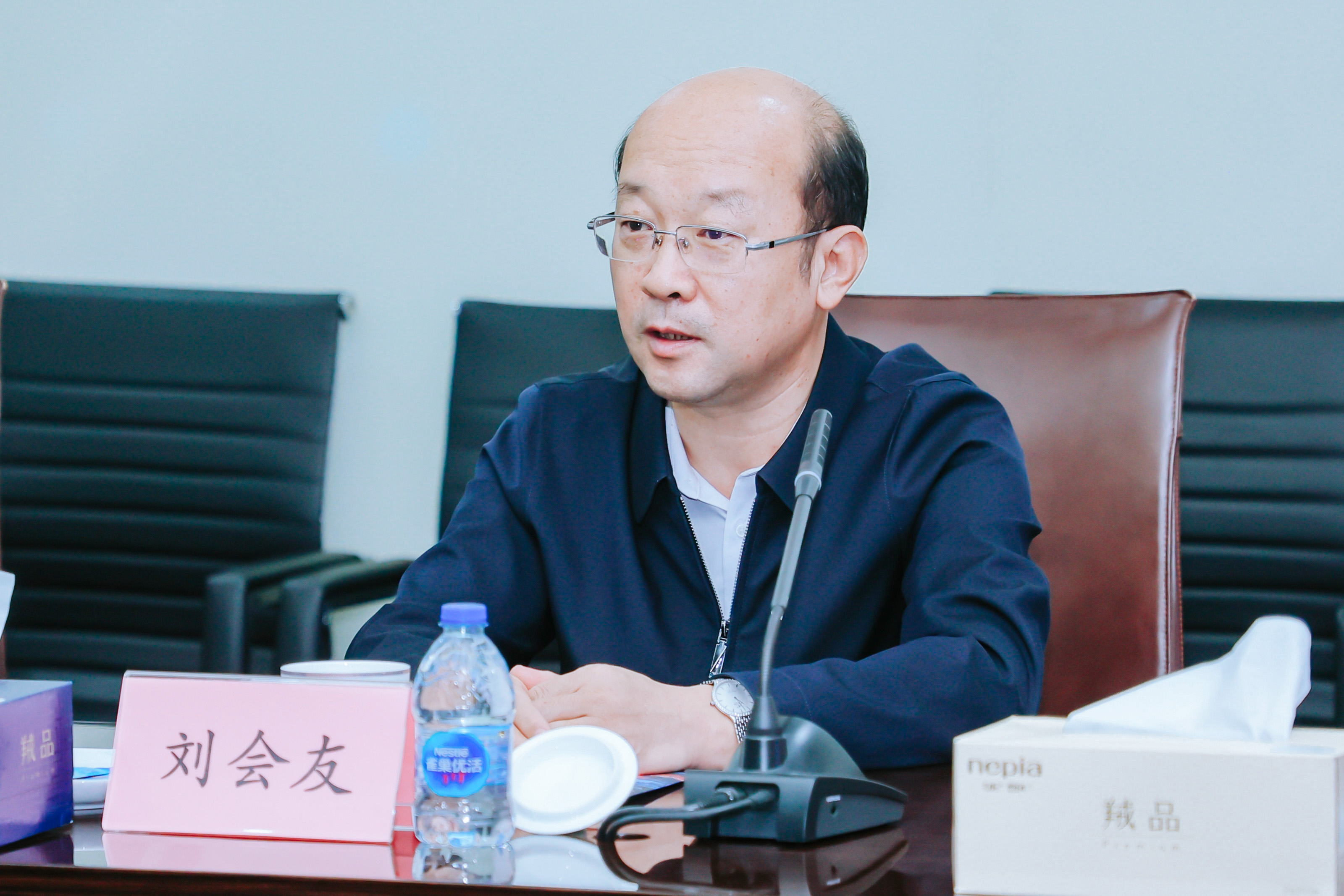 中國石化領導劉會友、張建闊一行蒞臨神開參觀考察(圖4) 中國石化領導劉會友、張建闊一行蒞臨神開參觀考察(圖4)